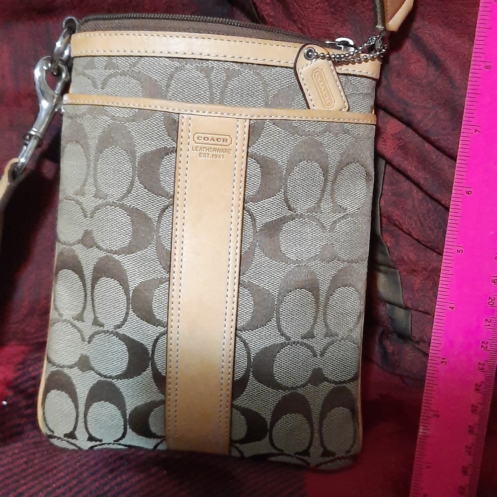 Khaki Coach Leather Crossbody Bag Purse Shoulder Bag Signtaure Series Like New